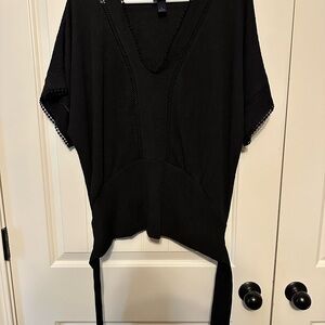 Women’s Daytrip blouse with bow in back